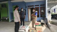 Tim Jumat Berkah Rorena Polda Banten Bagikan Puluhan Paket Makanan di Kota Serang