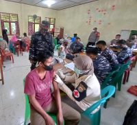 Pangkalan TNI AL Simeulue Adakan Serbuan Vaksinasi Bagi Masyarakat Maritim Simeulue