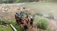 Sumbangsih Pembangunan Jembatan Oleh Kaum Aktifis Lingkungan Di Tasikmalaya, Patut Di Acungi Jempol