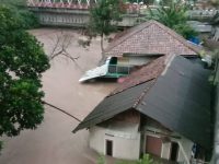 Kota Serang Banten Di Kepung Banjir,Jantung Kota Serang Lumpuh Total
