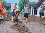 Tim Polres Pati, Kunjungi Lokasi Pasca Bencana Banjir Di Desa Bulumanis Kidul