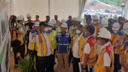 Polres Sumedang Laksanakan Pengamanan Kunjungan Menteri PUPR Ke Proyek Tol Cisumdawu