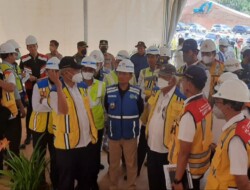 Polres Sumedang Laksanakan Pengamanan Kunjungan Menteri PUPR Ke Proyek Tol Cisumdawu