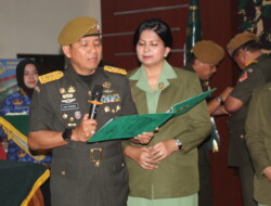 PUSSENARHANUD Gelar Pisah Sambut Danpusenarhanud Dari Mayjend TNI Karev Marpaung ke Brigjend TNI Haris Sarjana