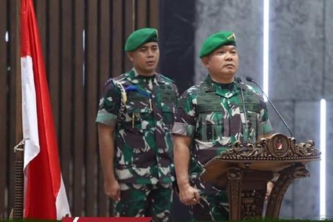 Dirkuad TNI AD Brigadir Jendral Garanta Singkali Resmi Menyandang Bintang 1 Dipundaknya