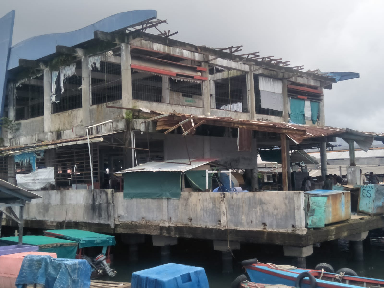 Gedung Pelelangan Ikan Sibolga Sudah Rusak