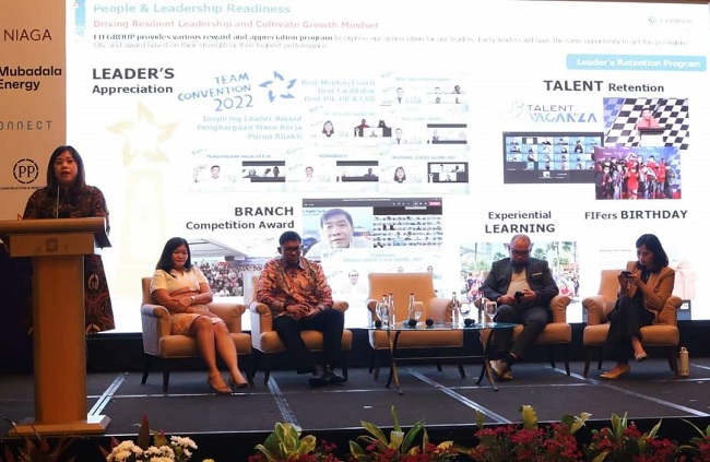 FIFGROUP Raih Predikat Indonesia Best Companies In Creating Leaders From Within 2022