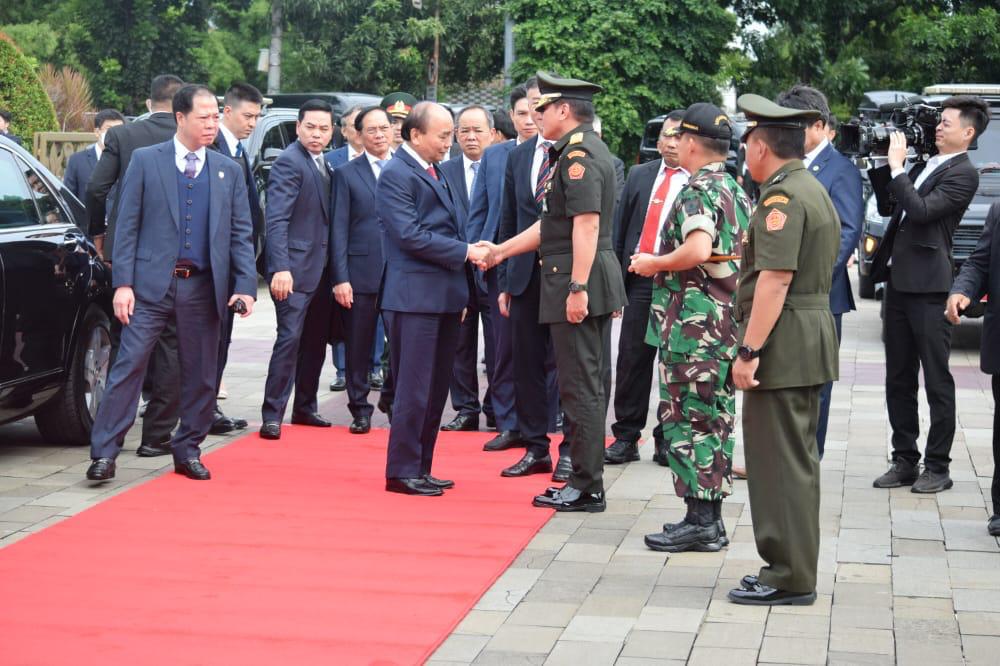 Kaskogartap Brigjen Rano Tilaar Menjadi Perwira Pendamping Ziarah Presiden Vietnam