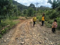 Warga 5 Dusun Di Desa Batu Horing, Keluhkan Jalan Rusak, Hasil Tani Di Jual Ke Daerah Tetangga