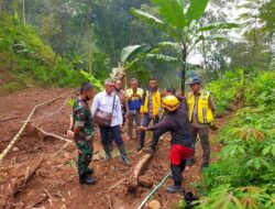 Polres Sumedang Bersama BBWS Citarum Tinjau Lokasi Longsor Di Sawahdadap