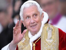 Umat Katolik diseluruh Dunia Berduka, Paus Benediktus XVI Meninggal Dunia Di Usia 95 Tahun