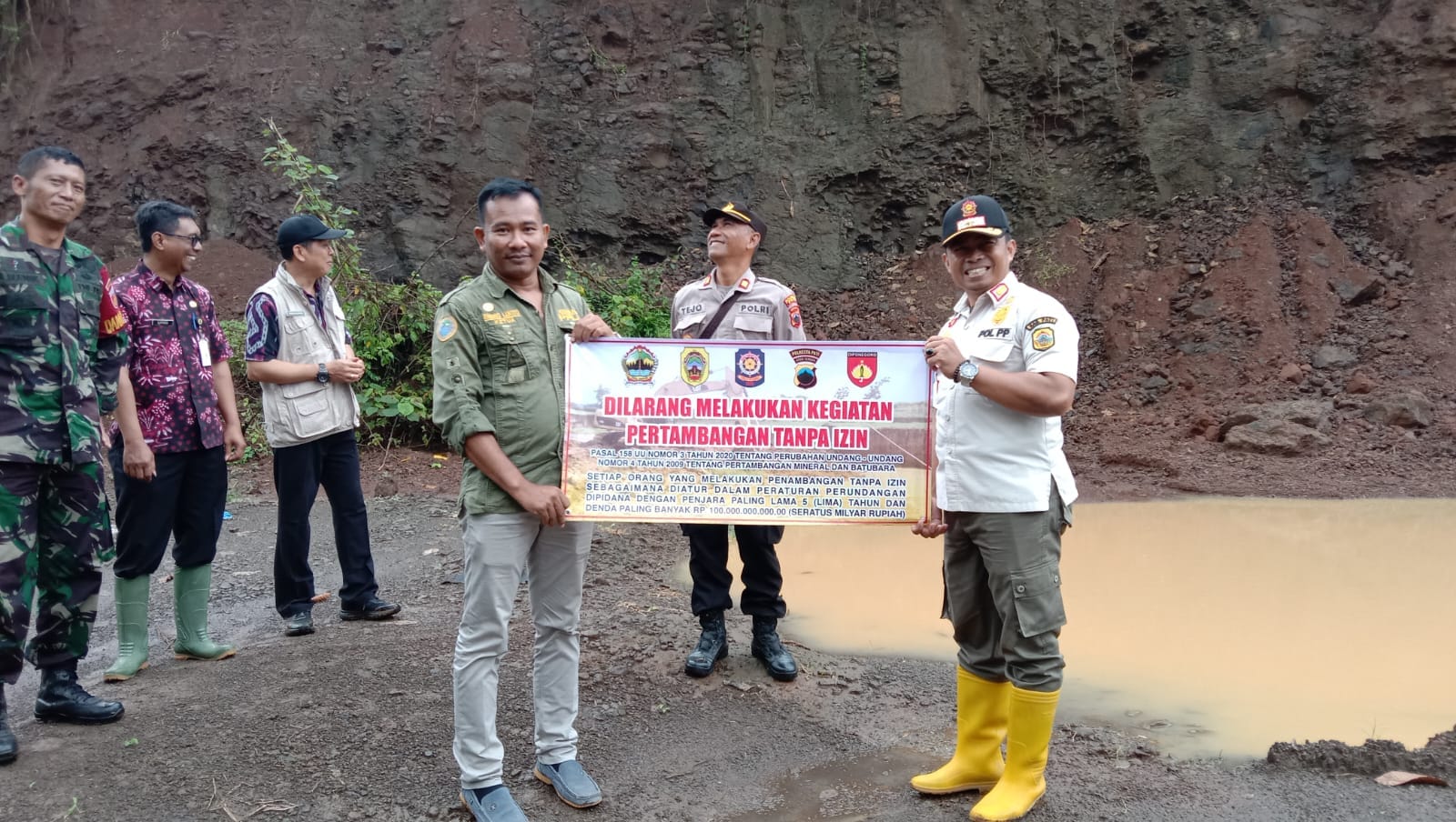 Komnas PPLH Jateng Ikuti Prosesi Penutupan Kegiatan Tambang Galian C Bersama Pejabat Pati Serta Prov