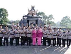 Upacara Ziarah Dan Tabur Bunga Dalam Rangka Peringatan Hari Bhayangkara Ke 78 Tahun 2024