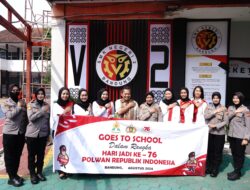 HUT Polwan Ke-76, Polwan Polda Jabar Laksanakan Giat Go To School di SMKN 2 Kota Bandung