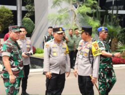 TNI-Polri Sterilisasi Gedung DPR/MPR Jelang Pelantikan Presiden dan Wakil Presiden