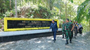 Danrem 012/TU Bersama Rombongan Ziarah Tinjau Renovasi Makam Pahlawan Nasional Teuku Umar