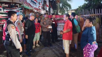 Polsek Pademangan Berbagi Kasih di TPS Budi Mulia, Wujudkan Jumat Berkah untuk Warga Kurang Mampu