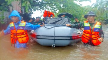 Lanud Sultan Hasanuddin Gerak Cepat Evakuasi dan Bantu Korban Banjir di Maros