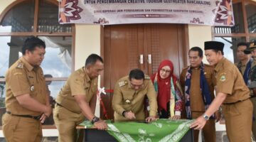 Workshop Batik Kasumedangan Resmi Dibuka: Ikon Baru Wisata Kreatif di Geoteater Rancakalong