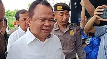 Ronny F. Sompie Diperiksa KPK: Menguak Dugaan Perbedaan Keterangan dalam Kasus Hasto