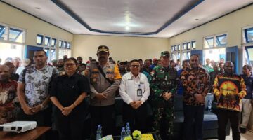 Dandim 1715/Yahukimo Hadiri Sosialisasi Pemilihan DPRK Kabupaten Yahukimo Bersama Forkopimda