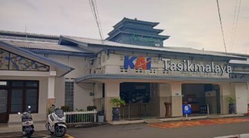 Warga Pertanyakan Aturan Foto di Stasiun Tasikmalaya, Harus Izin ke Bandung?