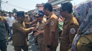 Tiba Di Tapteng, Bupati Masinton Pasaribu Dan Wabup Mahmud Efendi Lubis Disambut Hangat ASN.