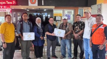 Viral! Jasaraharja Putera Turun Tangan Cepat Selamatkan Mahasiswa Padang Yang Terjebak Banjir