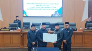 DPRD Sumedang Sahkan Dua Raperda Strategis