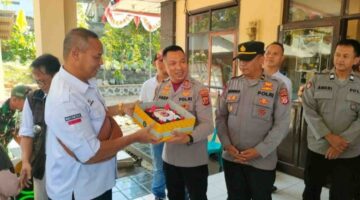 Kejutan Hari Bhayangkara, Forkopimcam Tanjungsari Tunjukkan Soliditas Untuk Polri.