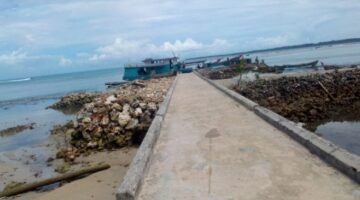 Pasang Surut Air Laut Hambat Aktivitas di Pelabuhan Desa Eho Baluta, Warga Harap Solusi Nyata