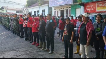 Sambut HUT ke-68 Korem 023/KS Laksanakan Karya Bakti Pembersihan Massal.