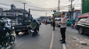 Polda Jabar Turunkan Personel, Arus Lalu Lintas Makin Lancar.