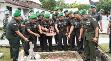Sambut HUT ke-68 Korem 023/KS Danrem Pimpin Ziarah Rombongan di TMP Kota Sibolga