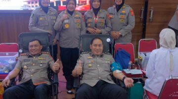 Polwan Polda Jabar Donor Darah, Teguhkan Semangat Peduli Kemanusiaan.